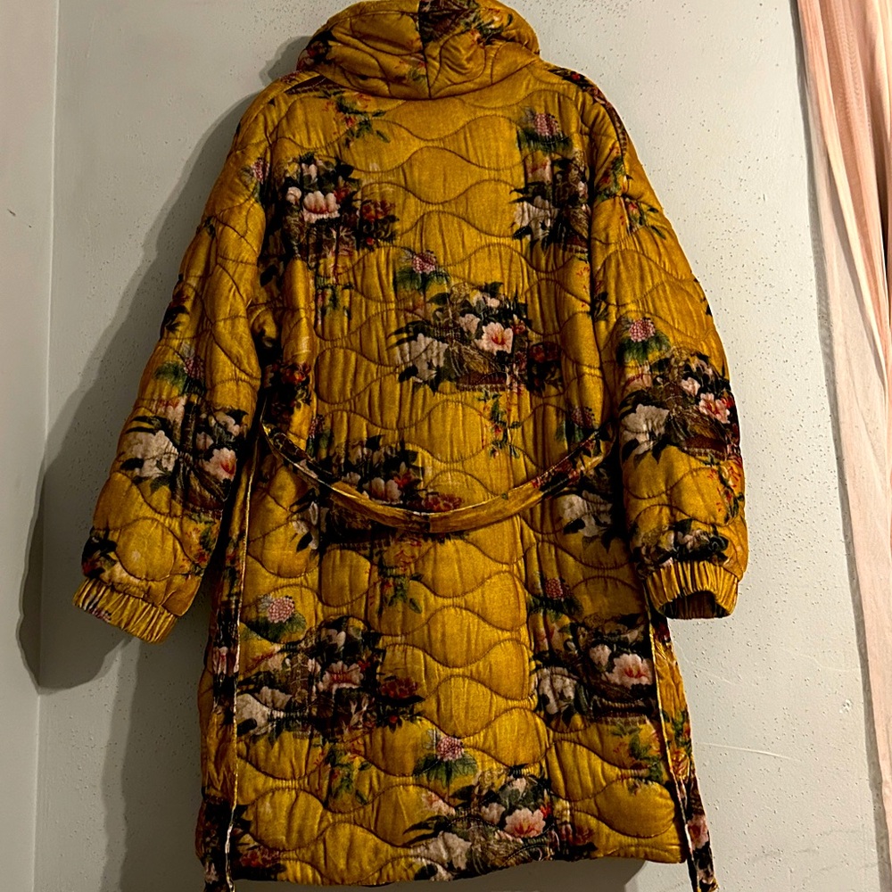 Johnny Was Floral Quilted Yellow Coat NWOT pit to pit:28” length:38” - Picture 8 of 11